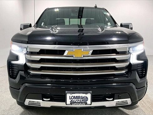 Used 2022 Chevrolet Silverado 1500 High Country w/ Max Trailering Package image 2