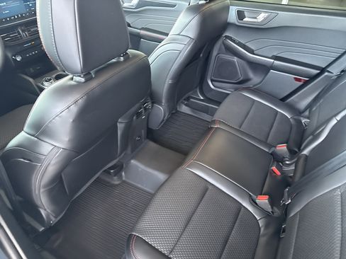 New 2026 Ford Escape ST-Line w/ Tech Pack #1 FWD image 14