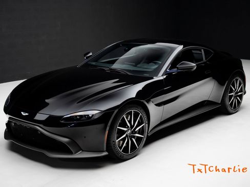 Used 2020 Aston Martin V8 Vantage Coupe image 1