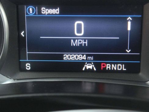 Used 2020 Chevrolet Equinox LT FWD image 8