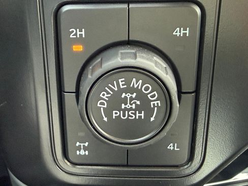 New 2025 Ford F250 Lariat w/ Lariat Ultimate Package image 59