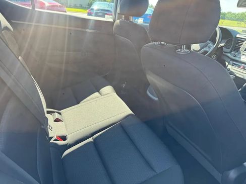 Used 2018 Hyundai Elantra SE FWD image 7