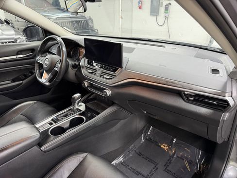 Used 2023 Nissan Altima 2.5 SL image 18