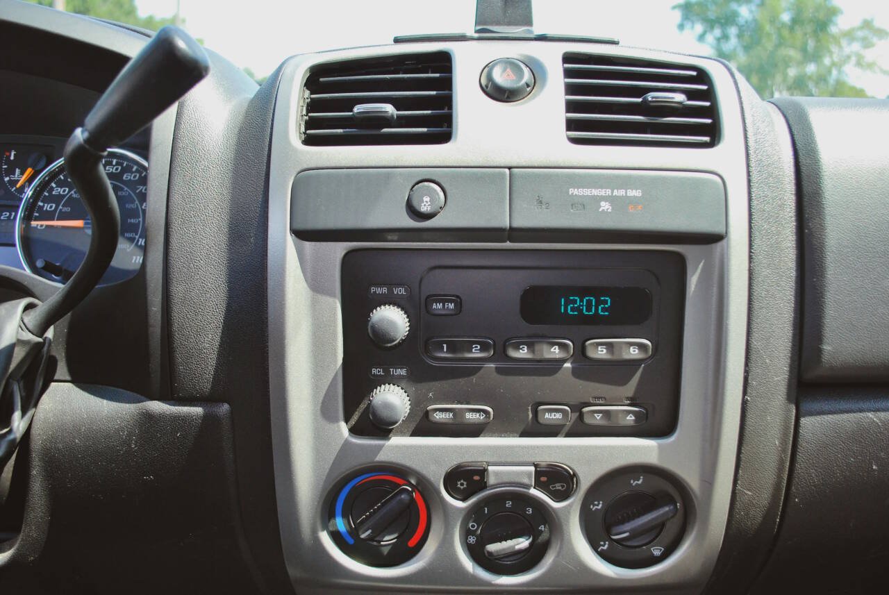 Used 2012 Chevrolet Colorado W/T RWD image 17