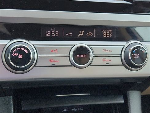 Used 2019 Subaru Outback 2.5i image 18