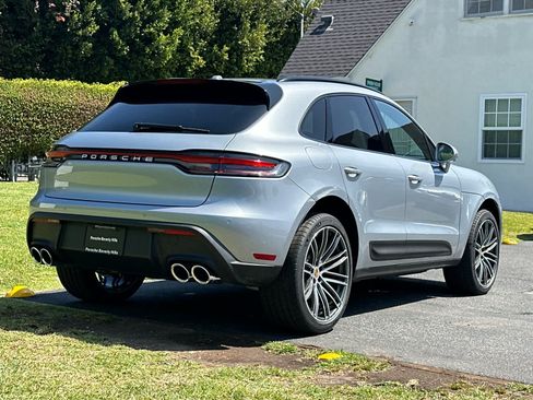 New 2026 Porsche Macan AWD/4WD image 8