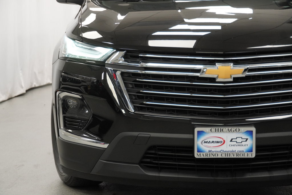 Used 2023 Chevrolet Traverse LT FWD image 9