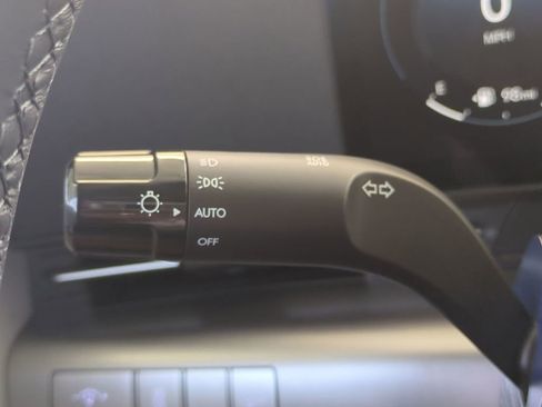 New 2026 Hyundai Kona Limited FWD image 32