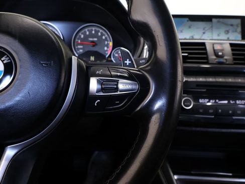 Used 2018 BMW M3 RWD image 29