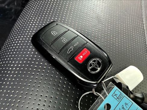 Used 2024 Toyota Sequoia Capstone image 36