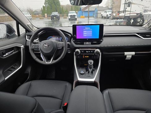 New 2025 Toyota RAV4 Limited image 21