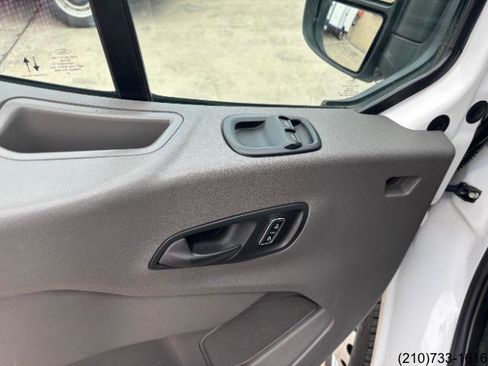 Used 2022 Ford Transit 350 DRW RWD image 15