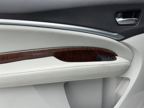 Used 2020 Acura MDX FWD image 41