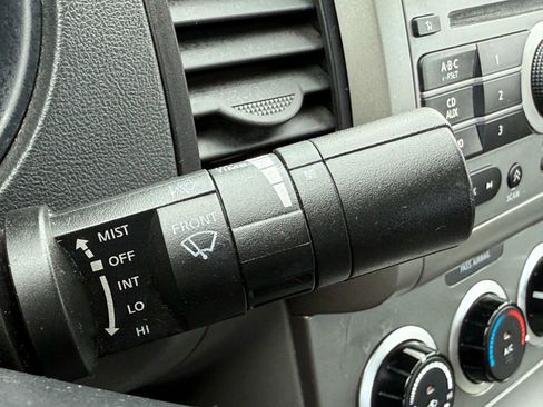 Used 2009 Nissan Sentra 2.0 S image 24