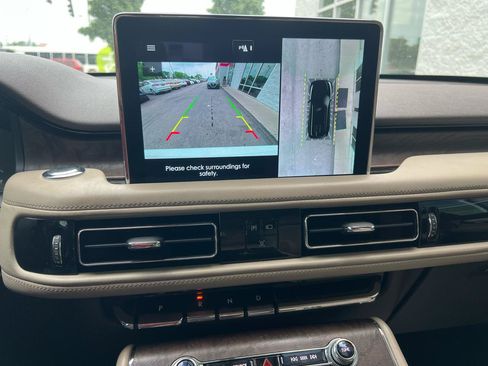 Used 2020 Lincoln Aviator Reserve w/ Elements Package Plus RWD image 23