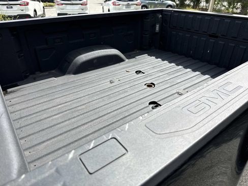 Used 2025 GMC Sierra 2500 Denali Ultimate AWD/4WD image 14