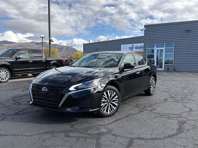 Used 2025 Nissan Altima 2.5 SV w/ SV Premium Package