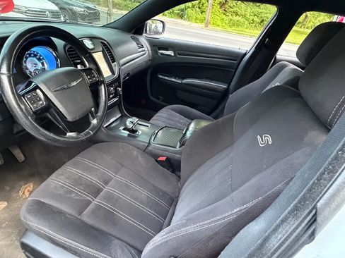 Used 2012 Chrysler 300 S RWD image 27