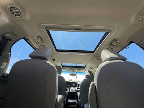 Used 2016 Toyota Sienna Limited AWD/4WD image 14