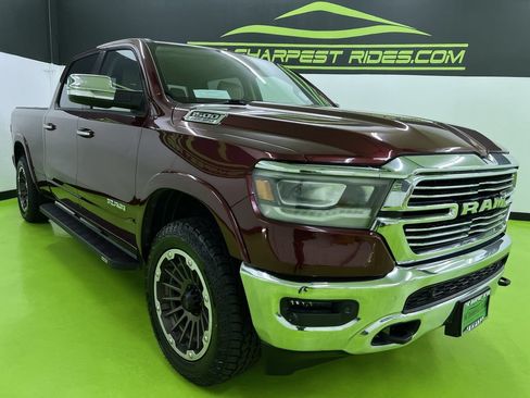 Used 2019 RAM 1500 Laramie AWD/4WD image 2