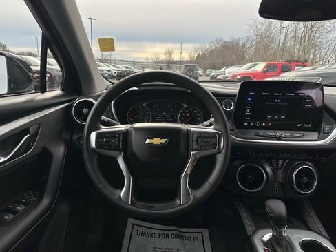 Used 2024 Chevrolet Blazer LT w/ Convenience Package image 22