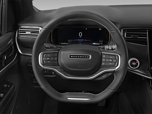 Used 2024 Jeep Grand Wagoneer Series III w/ Rear-Seat Entertainment Group AWD/4WD image 8