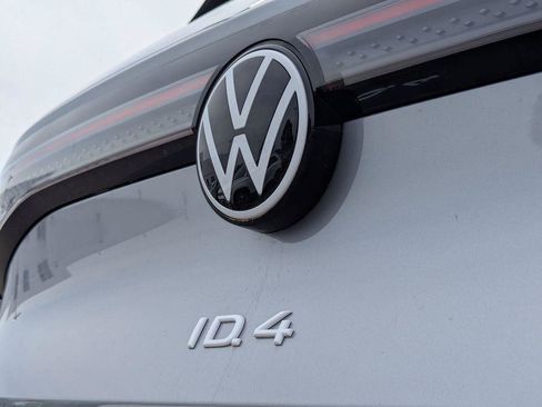 Used 2023 Volkswagen ID.4 Pro AWD/4WD image 30