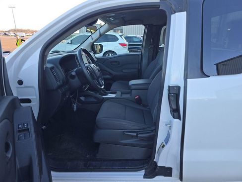 Used 2024 Nissan Frontier S w/ Technology Package image 24