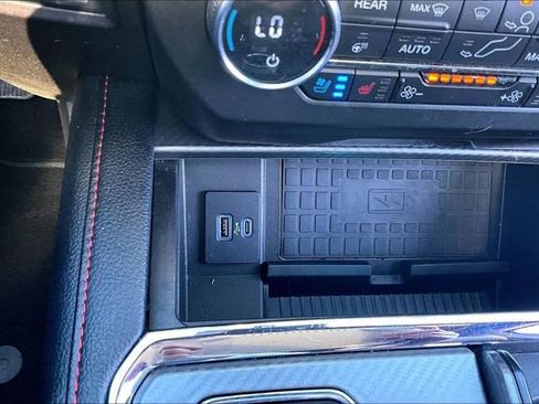 Used 2020 Ford Expedition Limited w/ Equipment Group 303A AWD/4WD image 33