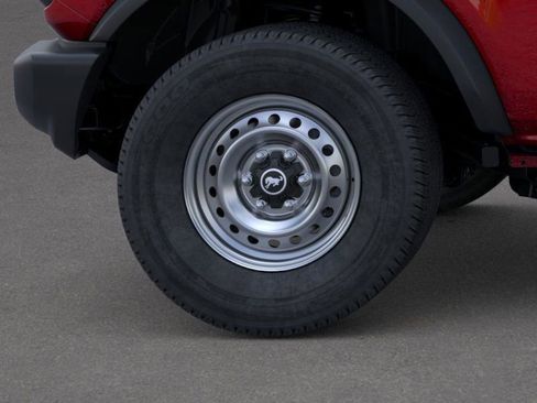 New 2025 Ford Bronco 4-Door image 21