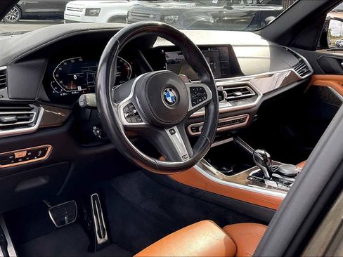 Used 2022 BMW X5 xDrive40i w/ M Sport Package image 17