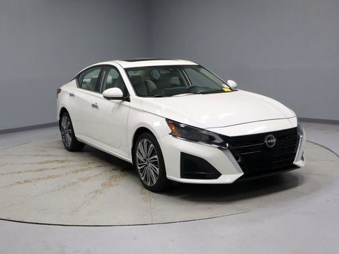 Certified 2024 Nissan Altima 2.5 SL AWD/4WD image 1