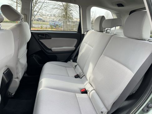Used 2014 Subaru Forester 2.5i image 14