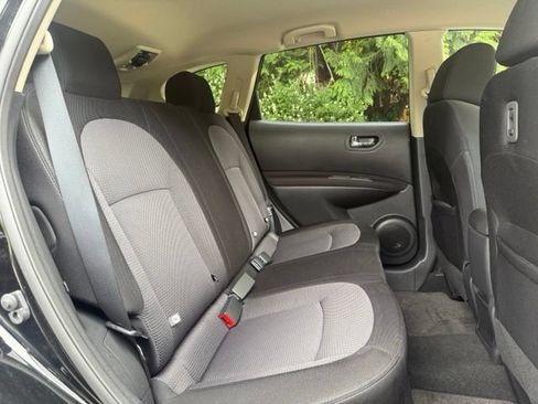 Used 2012 Nissan Rogue SV AWD/4WD image 32