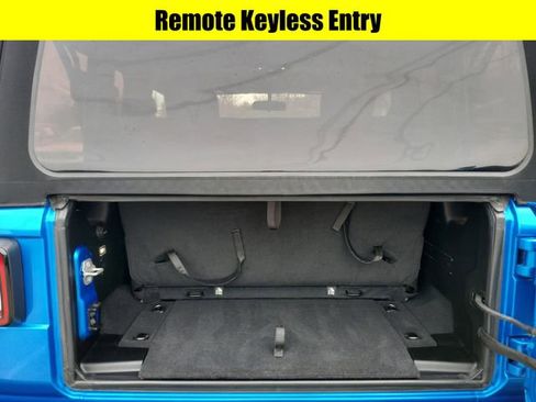 Used 2022 Jeep Wrangler Willys image 22