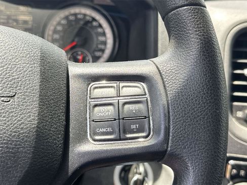 Used 2018 RAM 1500 Express w/ Express Value Package AWD/4WD image 21