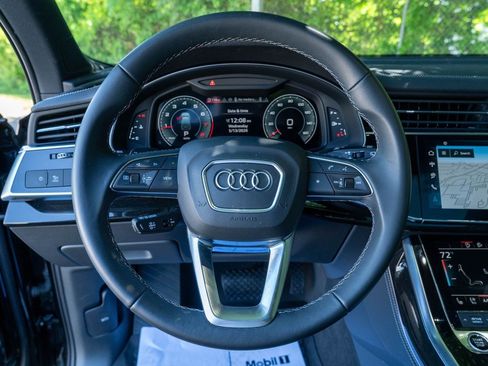 Used 2025 Audi Q7 2.0T Premium Plus AWD/4WD image 22