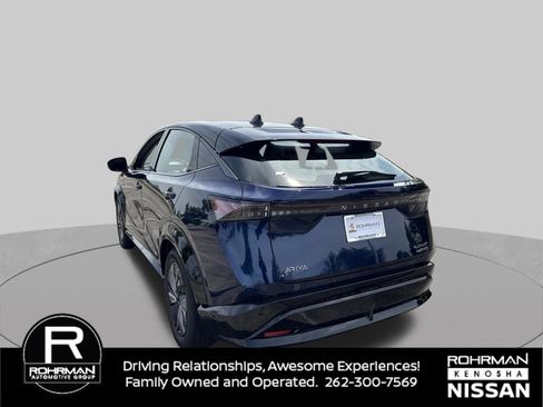 Used 2024 Nissan Ariya AWD image 3