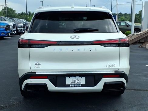 Used 2023 INFINITI QX60 Luxe w/ Vision Package AWD/4WD image 31