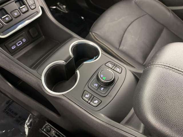 Used 2021 GMC Terrain SLT w/ Infotainment Package II FWD image 30