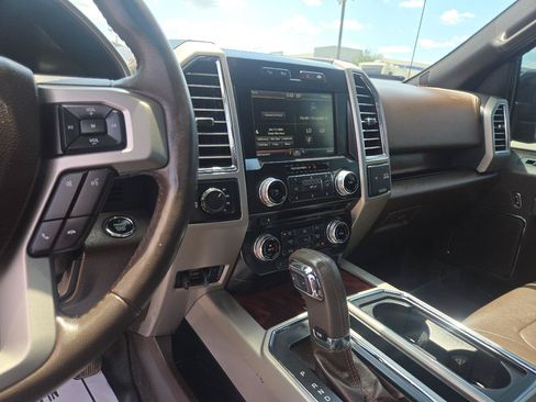 Used 2015 Ford F150 King Ranch w/ Equipment Group 601A Luxury AWD/4WD image 13