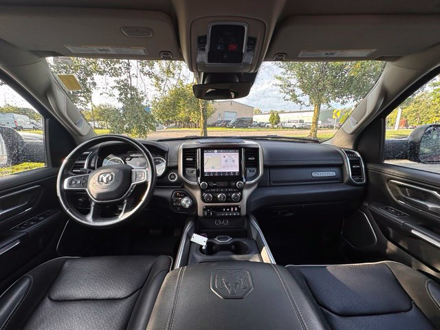 Used 2022 RAM 1500 Laramie AWD/4WD image 2