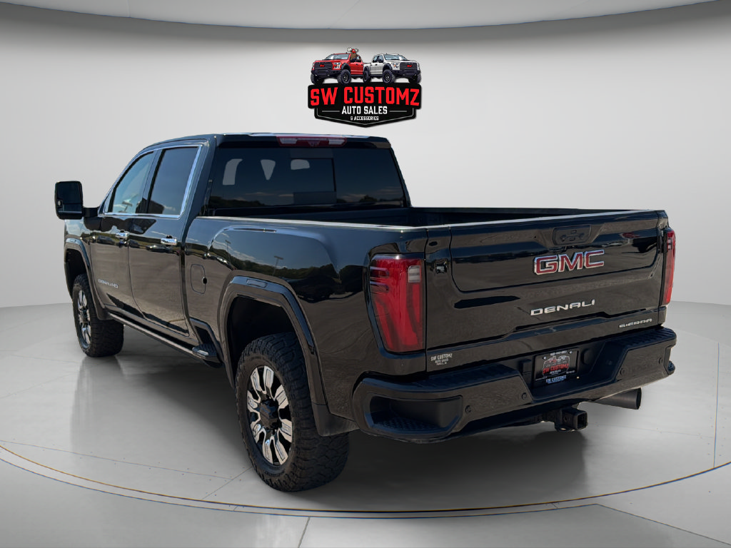 Used 2025 GMC Sierra 2500 Denali w/ Denali Reserve Package AWD/4WD image 5