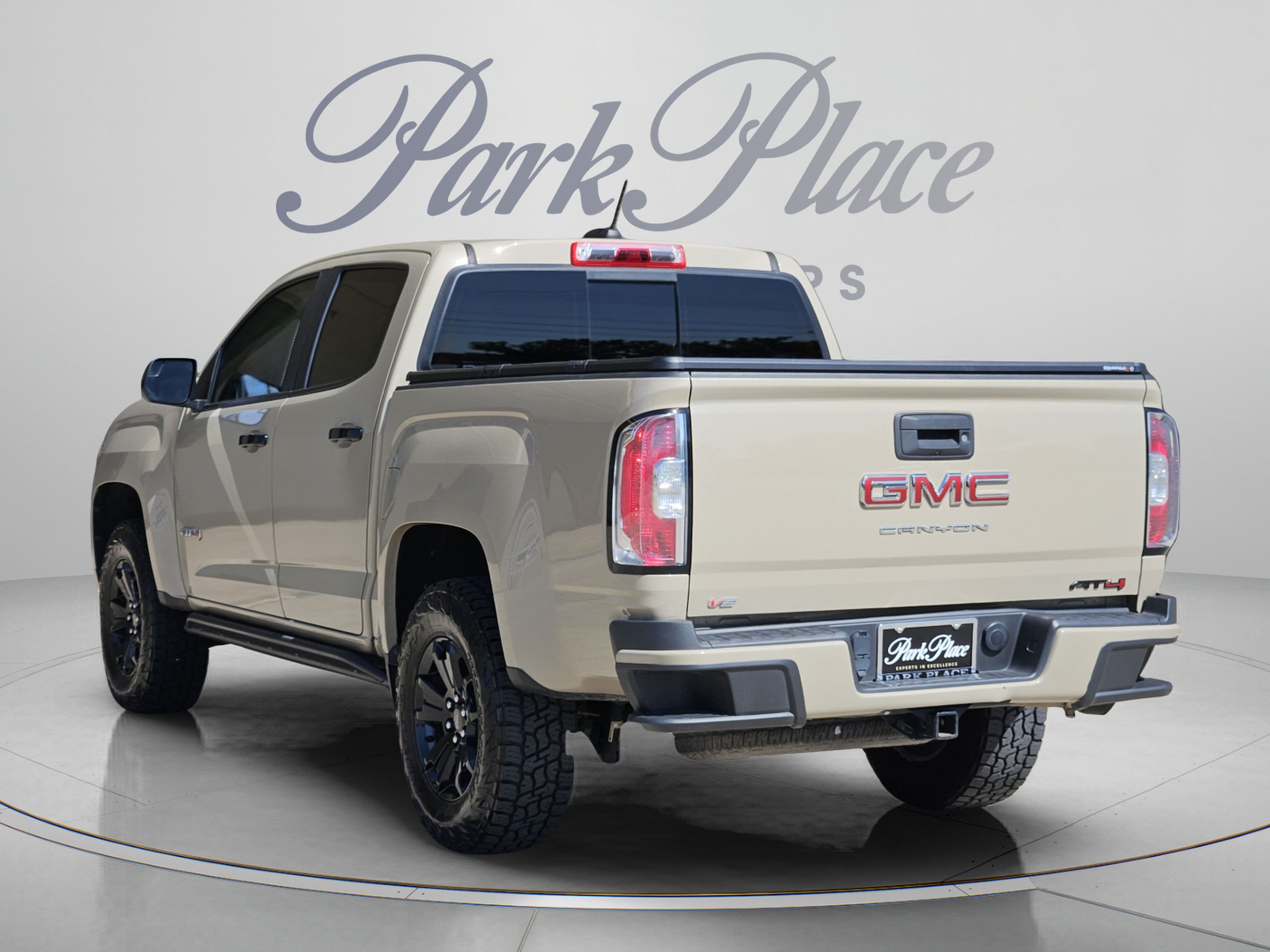 Used 2022 GMC Canyon AT4 AWD/4WD image 3