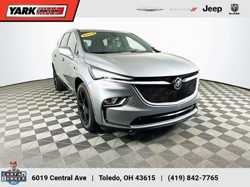 Used 2024 Buick Enclave Essence w/ Sport Touring Edition FWD image 1
