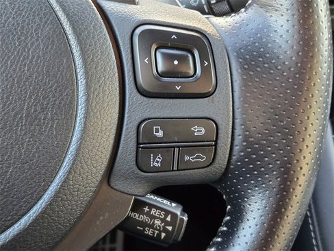 Used 2022 Lexus IS 350 F Sport image 25
