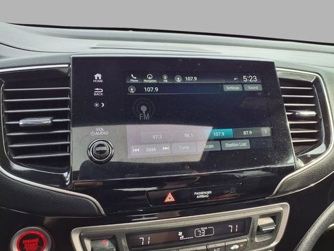 Used 2021 Honda Passport Elite image 7