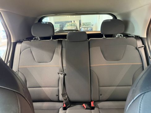 Used 2026 Kia Niro LX FWD image 37