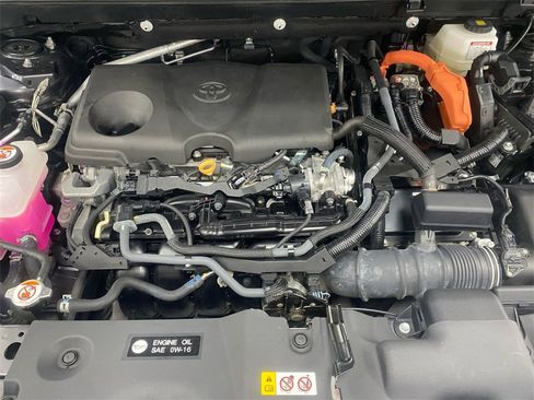 Used 2024 Toyota RAV4 XLE image 18