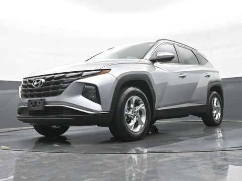 Certified 2023 Hyundai Tucson SEL AWD/4WD image 43